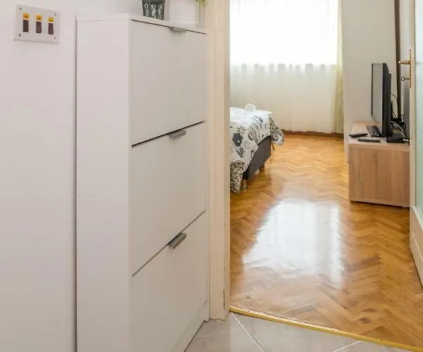 Apartman Doris,self Check In